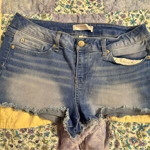Women’s jeans shorts